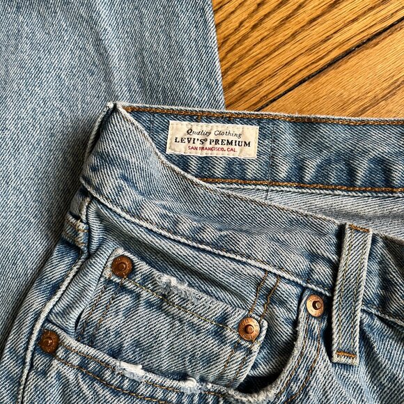 Levis distress 501 jeans, size 24 - Picture 2 of 4
